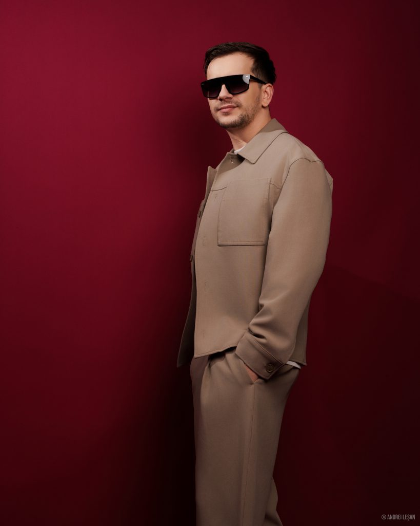 DEEPSYSTEM Music / Singer / Songwriter